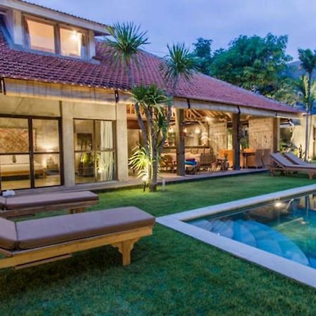 Villa Kundalini Seminyak  Luaran gambar