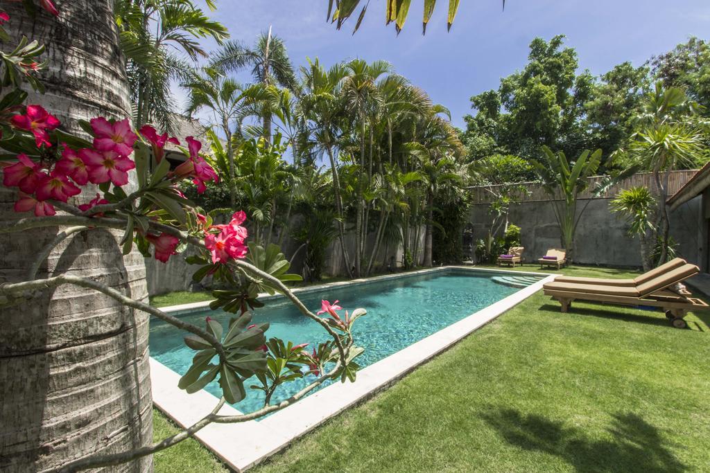 Villa Kundalini Seminyak  Luaran gambar