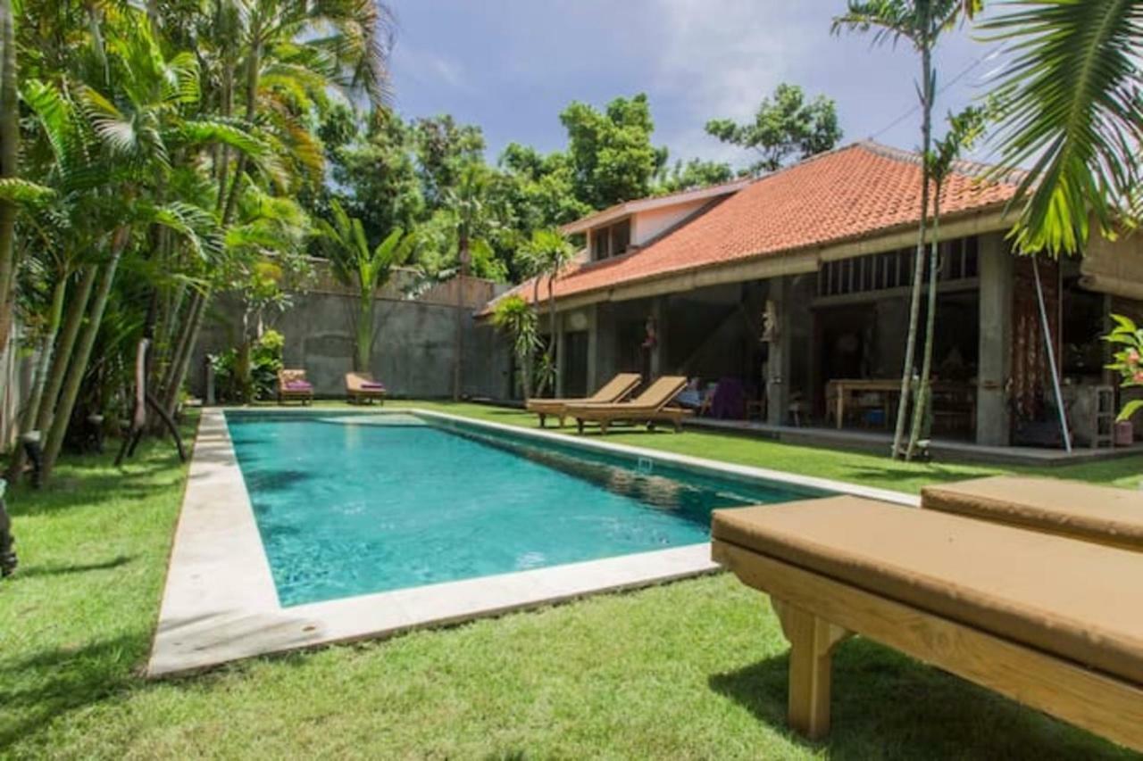 Villa Kundalini Seminyak  Luaran gambar