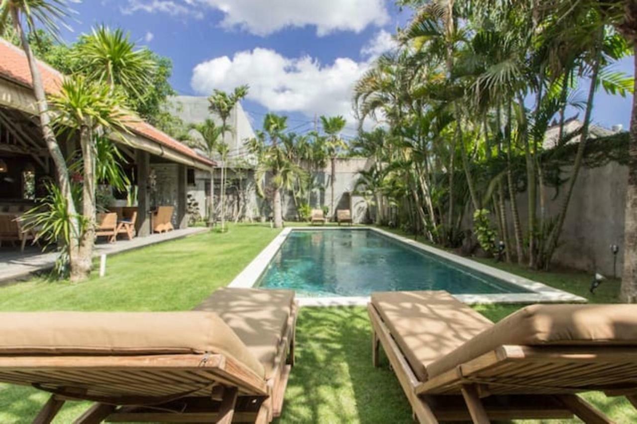 Villa Kundalini Seminyak  Luaran gambar